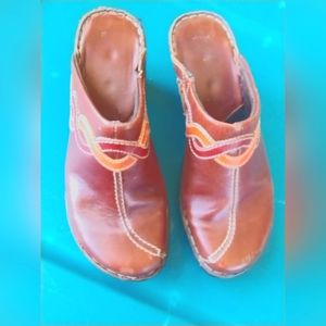 Josef Seibel Women's brown Clogs size 38 or 7½, 3" heel